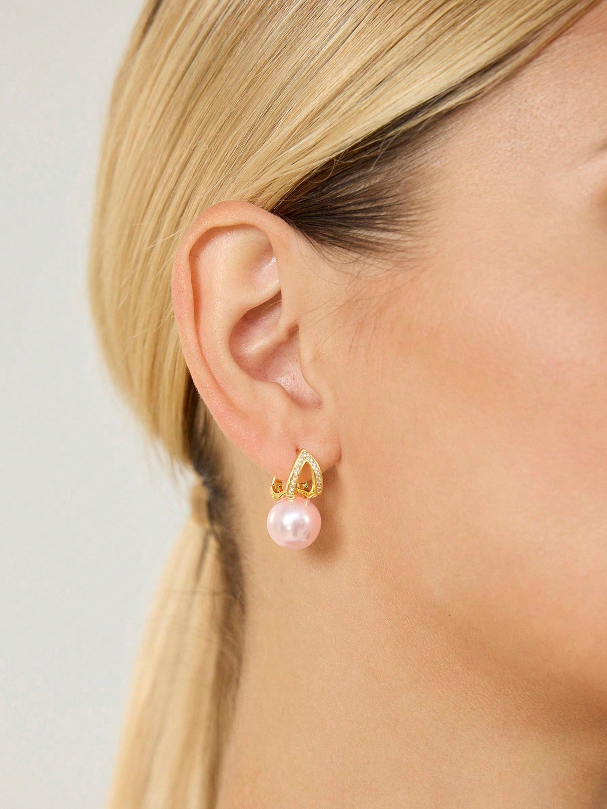 Brinco Pérola Rosé Helena
