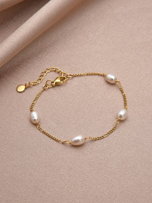 Pulseira Feminina Bianca com Pérola Natural Banhada a Ouro 18K TAINA JOIAS