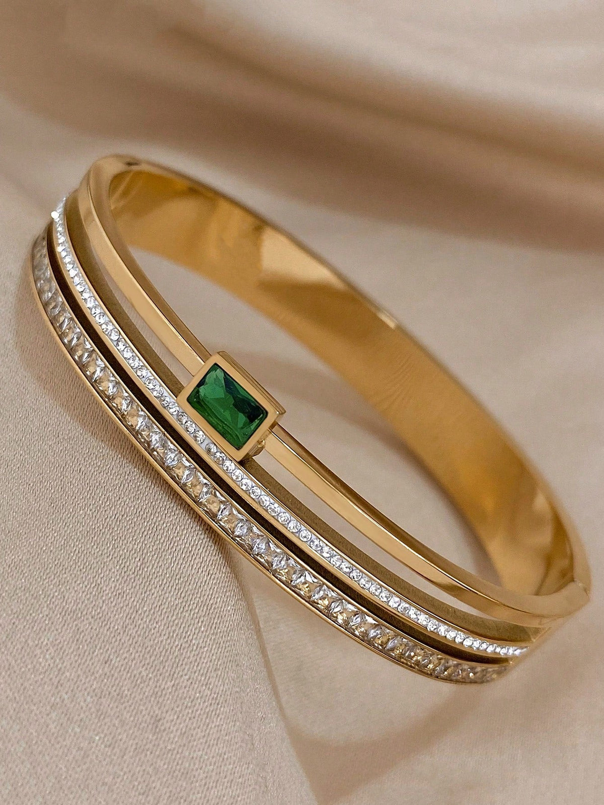 Pulseira Feminina Valentina com Zircônias Banhada a Ouro 18K TAINA JOIAS